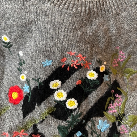 Skull Cashmere Grey Floral Embroidered Sweater — L — 100% Cashmere Statement Kni - Picture 6 of 7